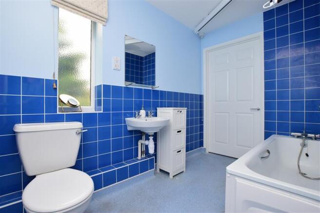 En-Suite Bathroom
