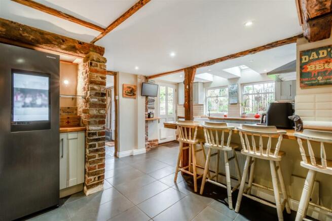 Kitchen/Breakfast Room