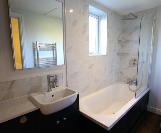 BEDROOM ONE EN-SUITE