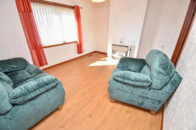 LOUNGE-2.jpg