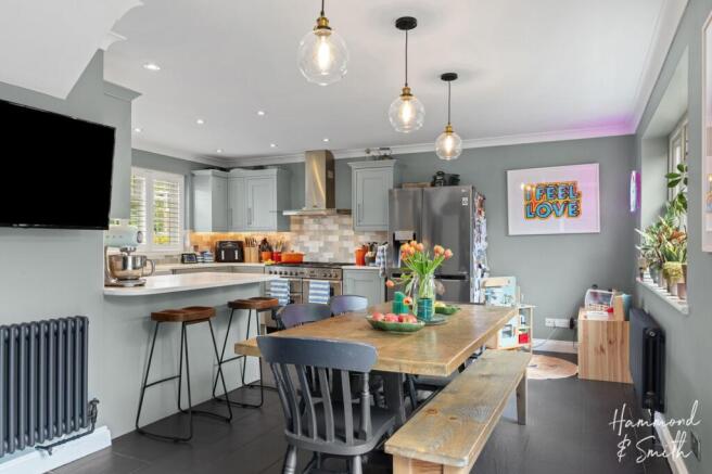 Kitchen / Dining Room