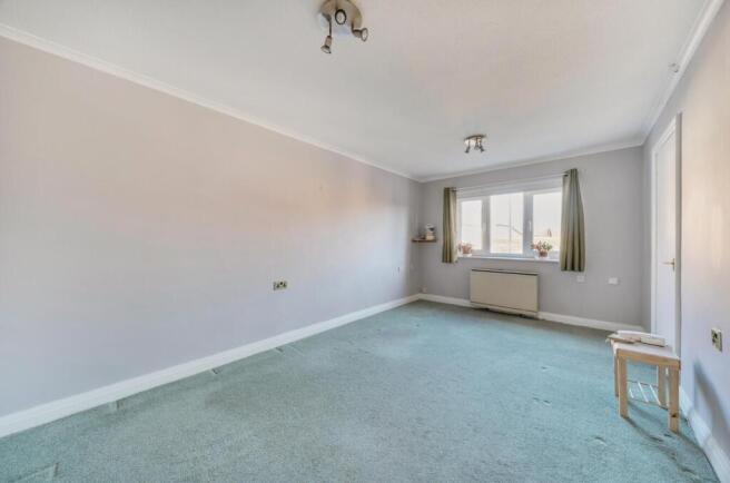 2 bed Apartment for sale Image 6