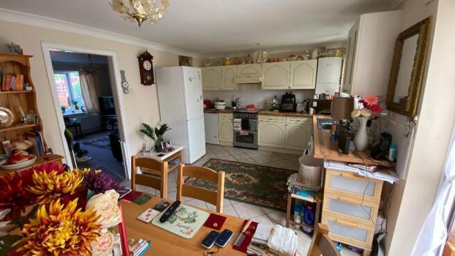 Dining kitchen