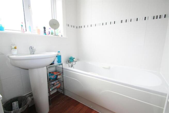 Bathroom.jpg