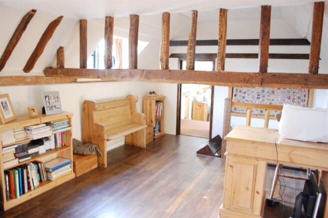 Photo 12