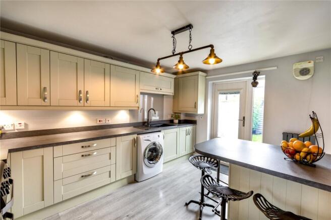 3 bed Terraced for sale Image 8