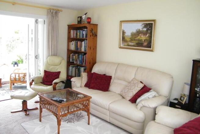 Lounge 2