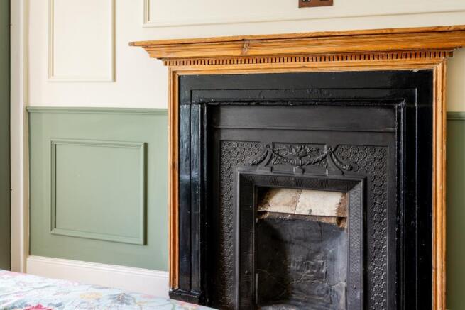 Second Floor Flat 1 Walcot Terrace BA1 6AB-5.jpg