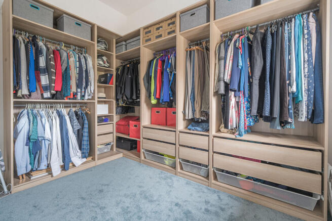 Bedroom Five/Dres...