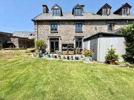 1, Rhoswen Farm, Heol Pen-rhiw'r-eglwys, Blackwood NP12 0BA