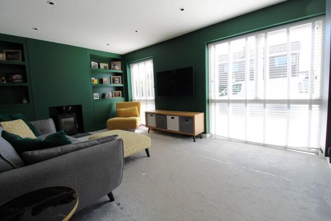 lounge 2