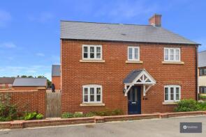 65, Field View, Brackley NN13 6BL