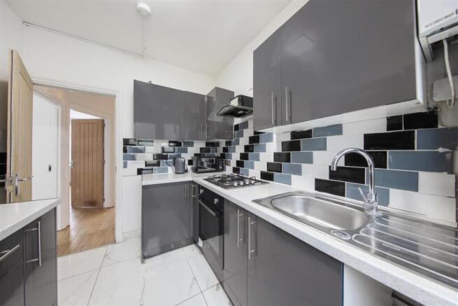 130 London Road - WU6K8J8kgo4u27k9KN91.jpg