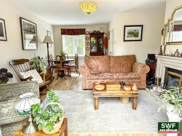 Living room4.jpg