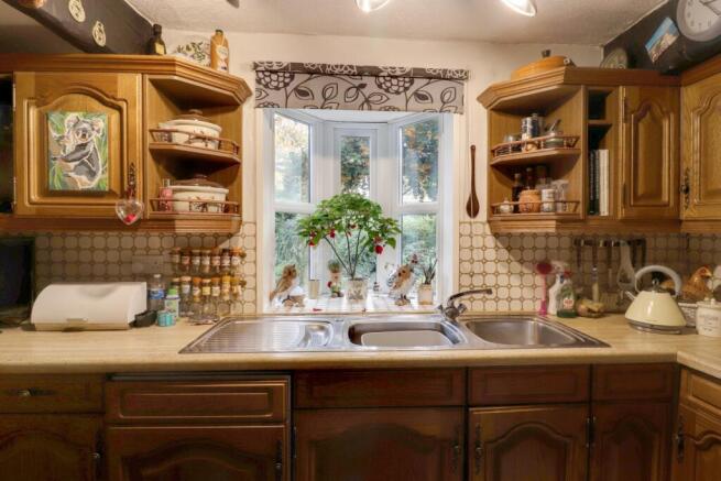 3 bed Detached for sale Image 7
