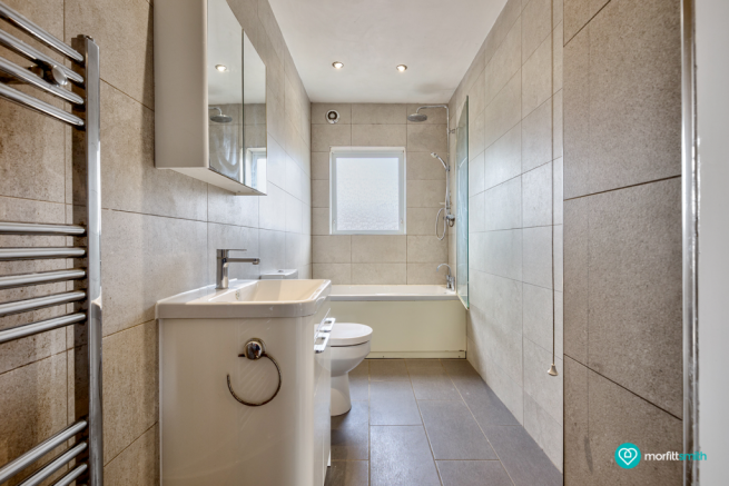 3 bed Terraced to rent Image 11