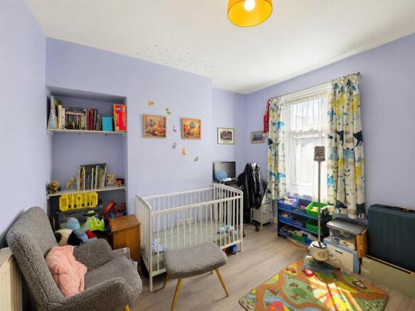 2 bed Terraced for sale Image 8