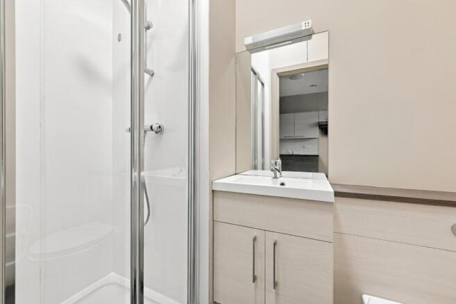 1 bed Flat to rent Image 5