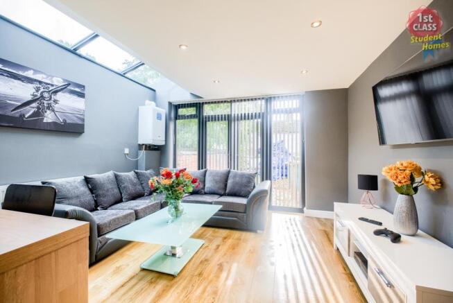 Living Room/ Kitchen