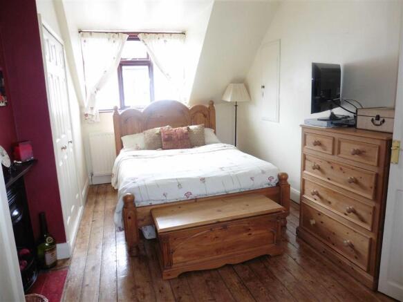 Bedroom 1 (through)