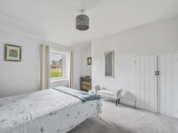 2 bed Terraced for sale Image 8