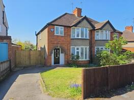 16, Whitegates Lane, Reading RG6 1EE