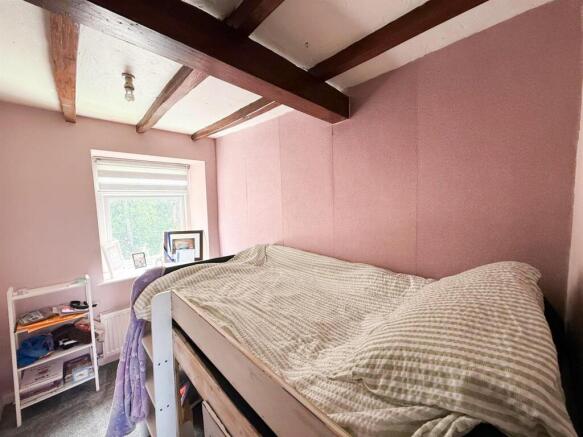 2 bed end terrace Silsden