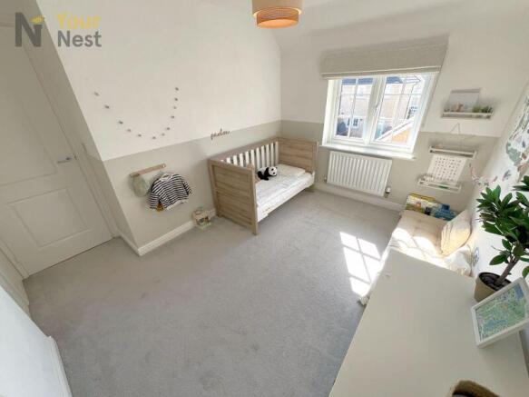 3 bed Semi-Detached to rent Image 11
