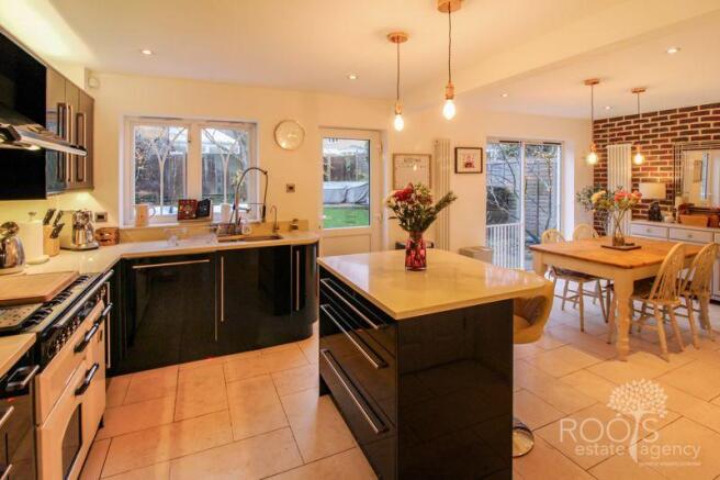 Kitchen island