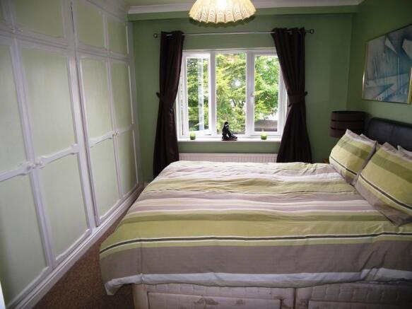 REAR BEDROOM