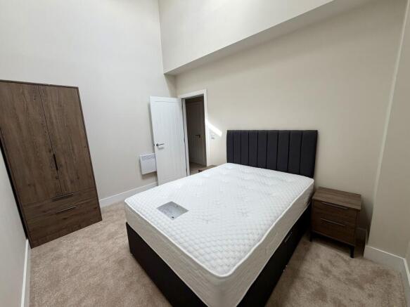 1 bed Apartment to rent Image 3