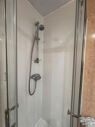 3 bed End of Terrace to rent Image 10
