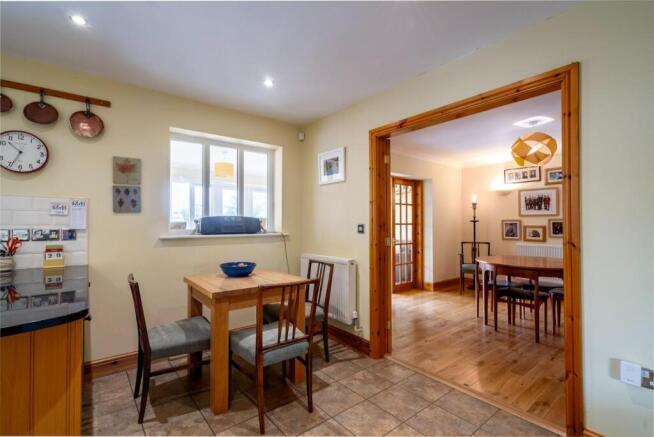 3 bed Detached for sale Image 8