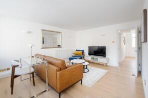 Flat 19, 11-12, West Smithfield, London EC1A 9JR