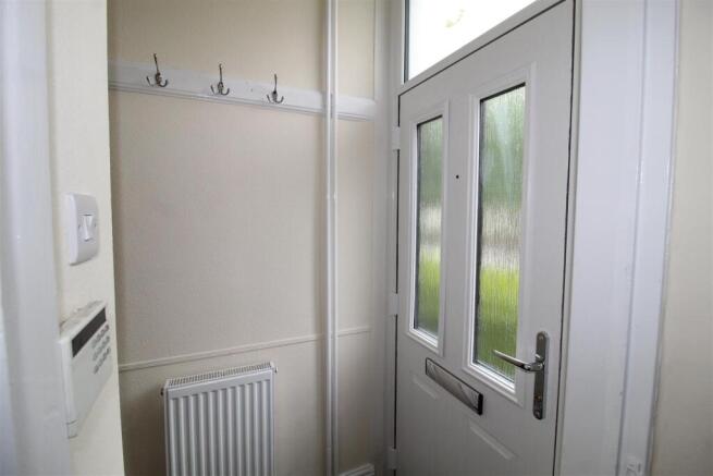 2 bed End of Terrace to rent Image 6