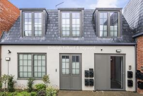 Flat 2, 330, Dukes Mews, Hornsey, London N10 2QN