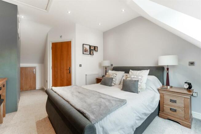 Main bedroom