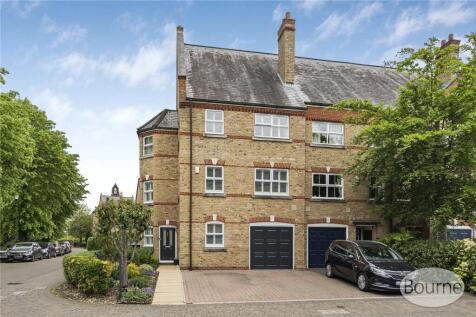 Silistria Close, Knaphill, Woking, Surrey, GU21