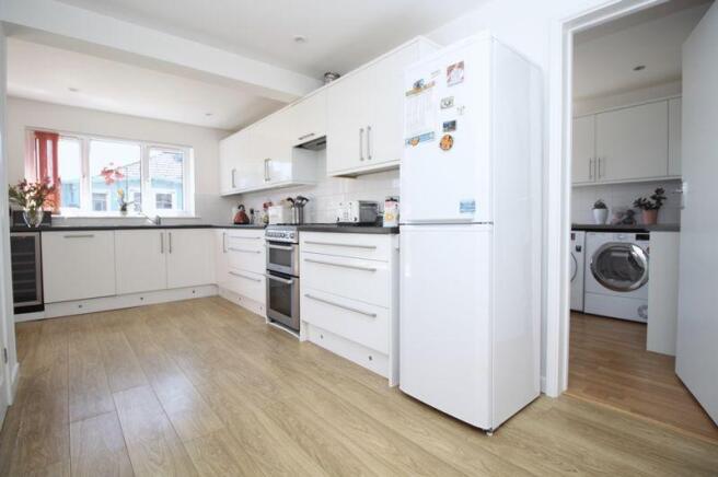 Kitchen & ...