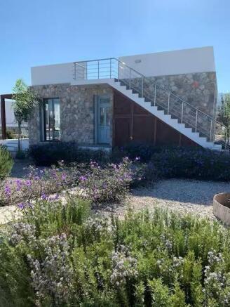 Front-Row 3-Bedroom Bungalow in Bahceli ? Uninterrupted Sea Views, 150 Metres from the Shore Image 9999 2