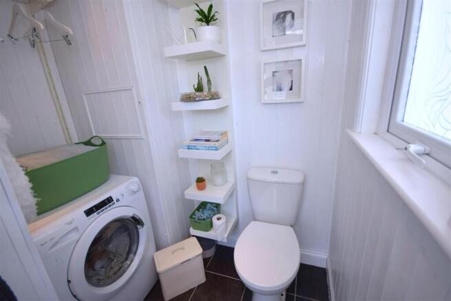 Utility/Cloakroom WC