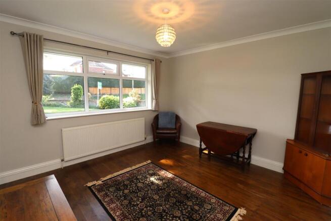 3 bed Detached for sale Image 3