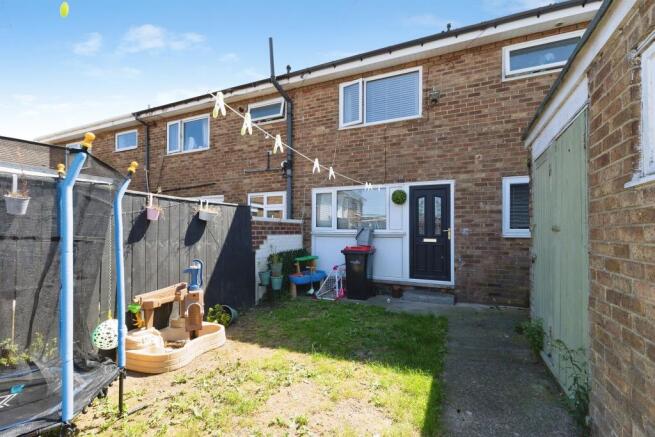 3 bed Terraced for sale Image 12
