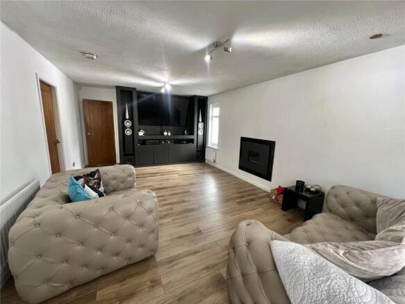 3 bed Bungalow for sale Image 7