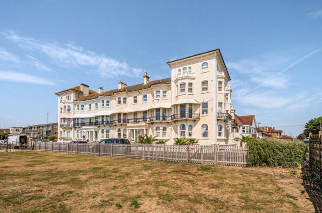 1335816-16-689b31...