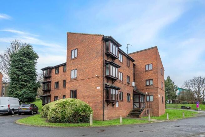 01-d00c81909 - PropWPen - NS - 2 Ashurst Close SE2