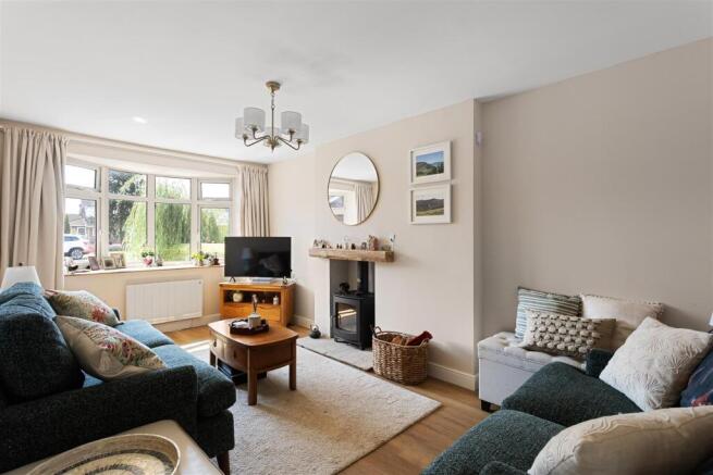 2 bed Semi-Detached for sale Image 6