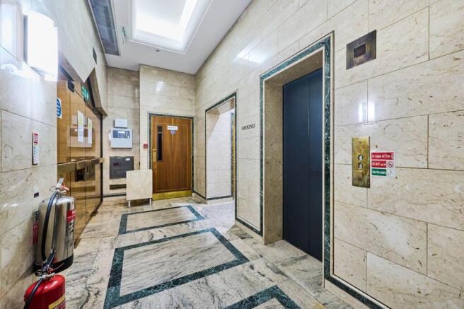 Daniel Watney Throgmorton Ave London UK EC2N 2J