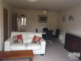 37, Secunda Way, Gloucester GL2 5GA