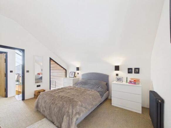 2 bed Detached for sale Image 11